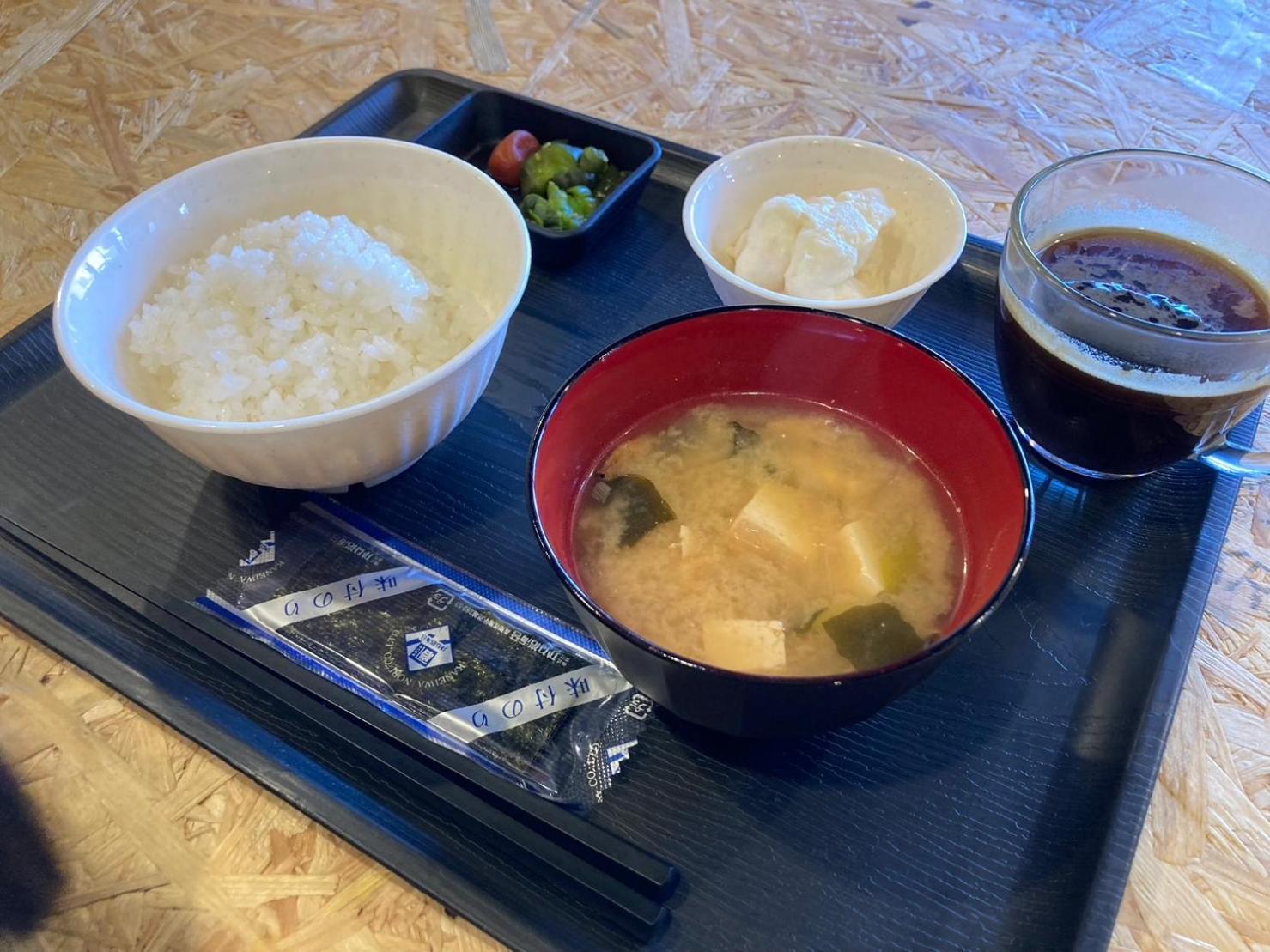 קוצ'י Guesthouse Lululu 無料朝食&夕食ｶﾚｰ 街まで電車8分 ﾛｰｿﾝ隣 מראה חיצוני תמונה
